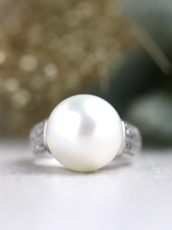 13.5MM South Sea Pearl Diamond Solid 14 Karat Gold Cocktail Ring