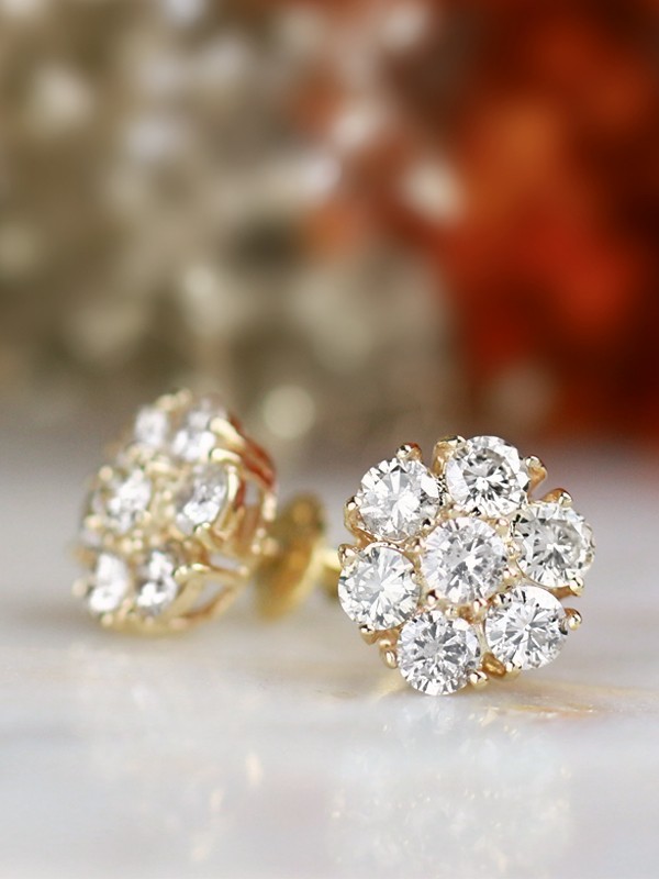 2.35CT Natural Diamond Large Cluster Solid 18 Karat Gold Earrings with Screw Back