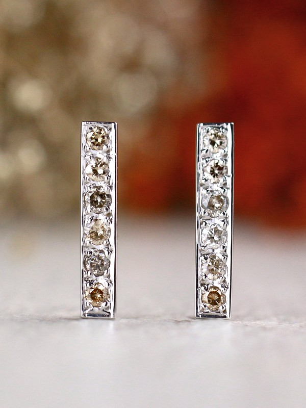0.60CT Champagne Diamond Substantial Solid 14 Karat Gold Bar Earrings