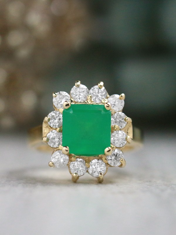 2.5CT Natural Emerald with 1.23CT Diamond Halo Solid 14 Karat Gold Cocktail Ring