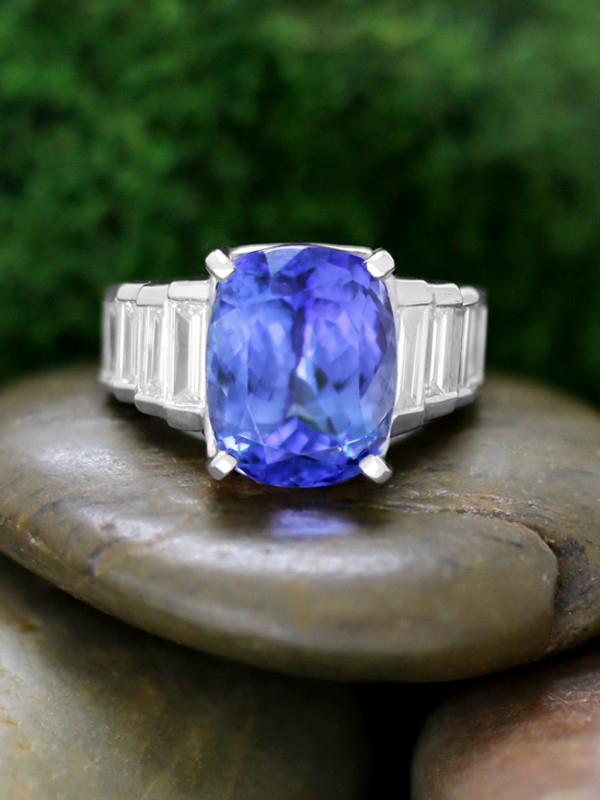 ONE-OF-A-KIND: Tanzanite and Baguette Diamond Cocktail <Channel > Solid14K White Gold (14KW) Estate Ring 