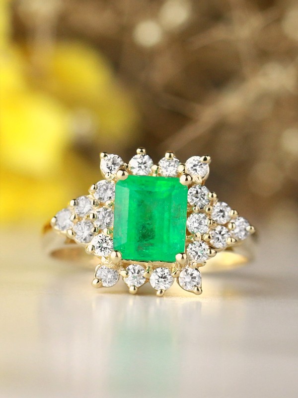Natural Emerald and Emerald Cut Cluster Solid 14 Karat Gold Cocktail Ring