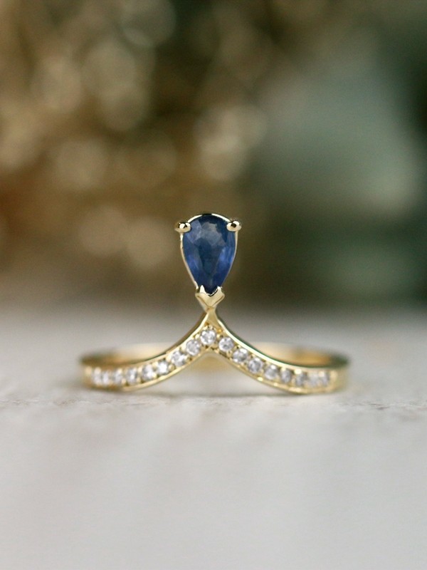Pear Shaped Sapphire and Diamond Solid 14 Karat Gold Chevron Ring