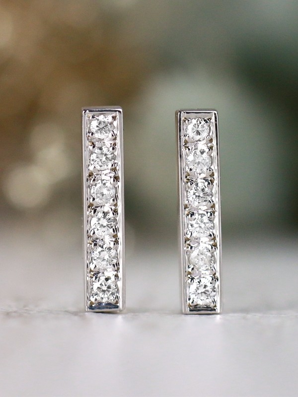 0.50CT Diamond Bar Solid 14 Karat Gold Earrings